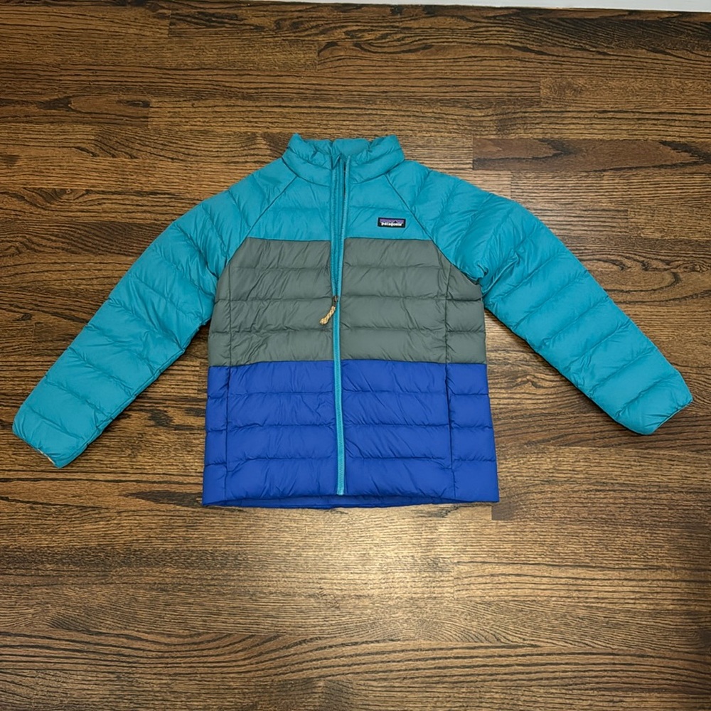 Patagonia kids down sweater size 10